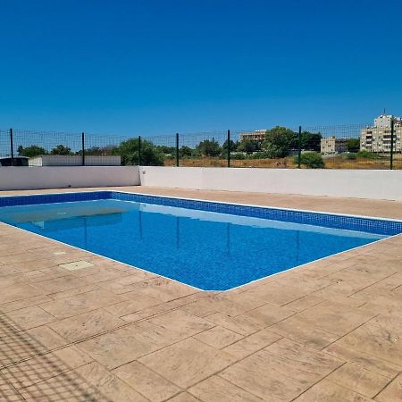 Dock Holiday Apartment Larnaka Exterior foto